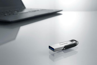 SanDisk 128GB Ultra Flair USB 3.0 Flash-Laufwerk - SDCZ73-128G-G46, schwarz