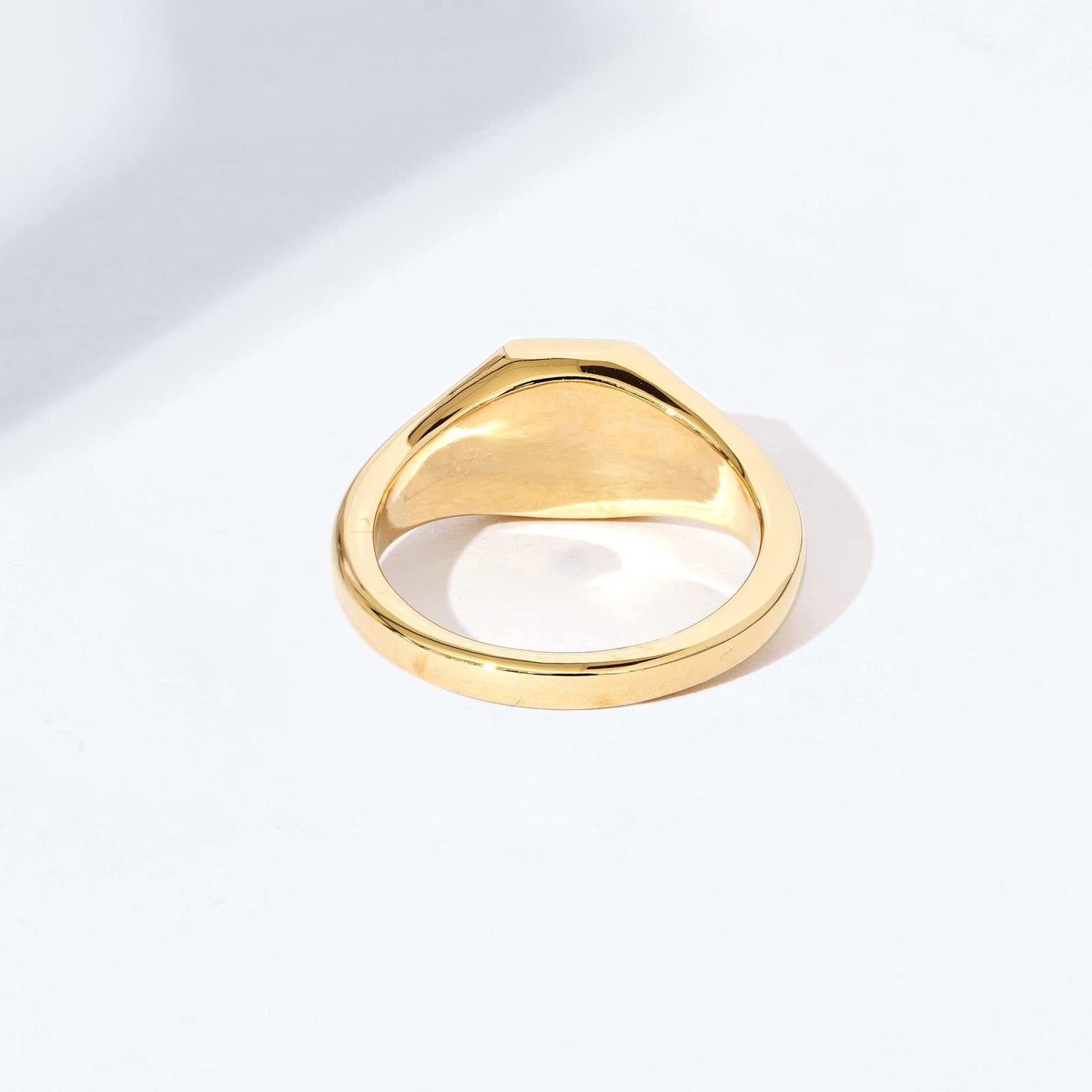 Amazon Essentials 14K Plated Sterling Silver Round Signet Ring
