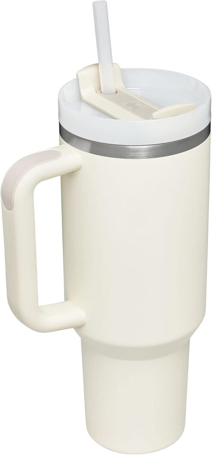 Vaso Stanley Quencher H2.0 con asa y pajita de 40 oz | Tapa Flowstate de 3 posiciones | Compatible con portavasos para viajes | Vaso térmico de acero inoxidable | Sin BPA | Arándano