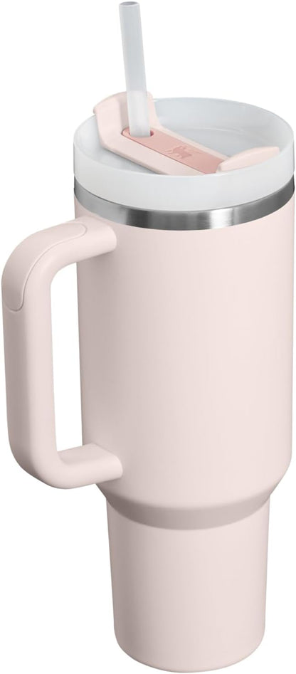 Vaso Stanley Quencher H2.0 con asa y pajita de 40 oz | Tapa Flowstate de 3 posiciones | Compatible con portavasos para viajes | Vaso térmico de acero inoxidable | Sin BPA | Arándano