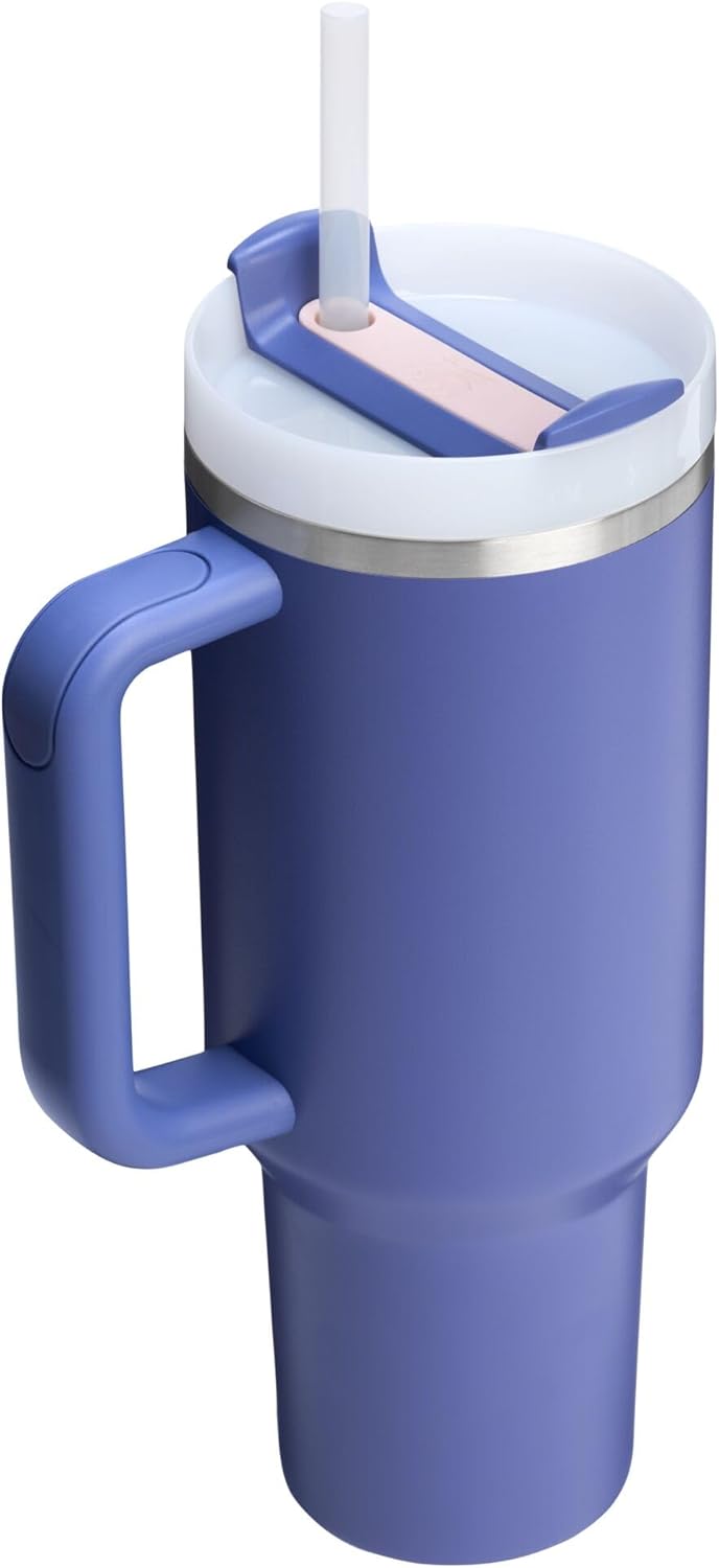 Vaso Stanley Quencher H2.0 con asa y pajita de 40 oz | Tapa Flowstate de 3 posiciones | Compatible con portavasos para viajes | Vaso térmico de acero inoxidable | Sin BPA | Arándano