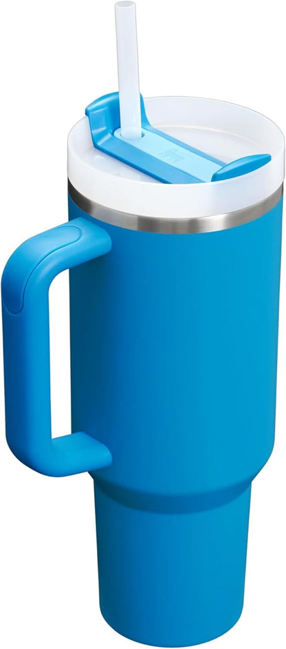 Vaso Stanley Quencher H2.0 con asa y pajita de 40 oz | Tapa Flowstate de 3 posiciones | Compatible con portavasos para viajes | Vaso térmico de acero inoxidable | Sin BPA | Arándano