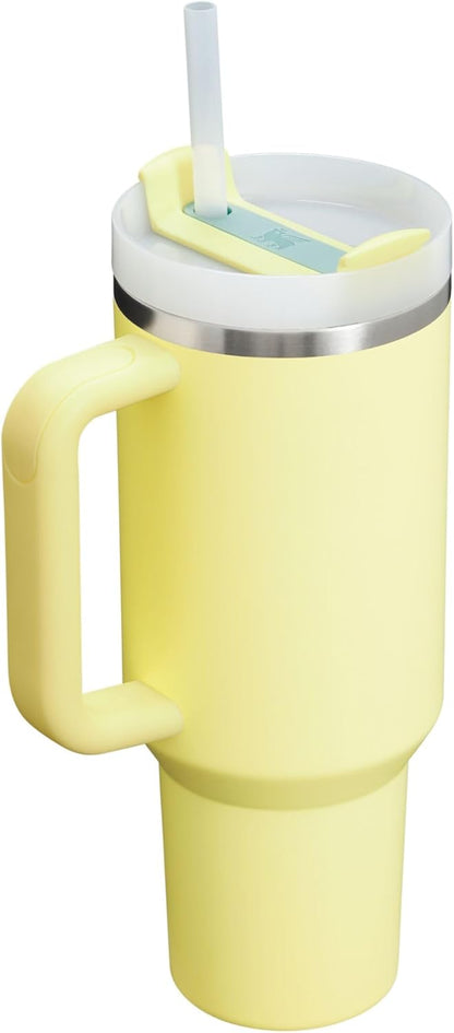 Vaso Stanley Quencher H2.0 con asa y pajita de 40 oz | Tapa Flowstate de 3 posiciones | Compatible con portavasos para viajes | Vaso térmico de acero inoxidable | Sin BPA | Arándano