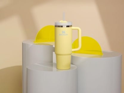 Vaso Stanley Quencher H2.0 con asa y pajita de 40 oz | Tapa Flowstate de 3 posiciones | Compatible con portavasos para viajes | Vaso térmico de acero inoxidable | Sin BPA | Arándano