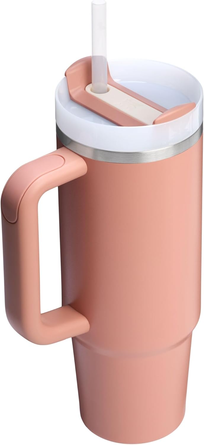 Vaso Stanley Quencher H2.0 con asa y pajita de 40 oz | Tapa Flowstate de 3 posiciones | Compatible con portavasos para viajes | Vaso térmico de acero inoxidable | Sin BPA | Arándano