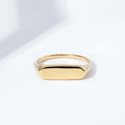 Amazon Essentials 14K Plated Sterling Silver Round Signet Ring