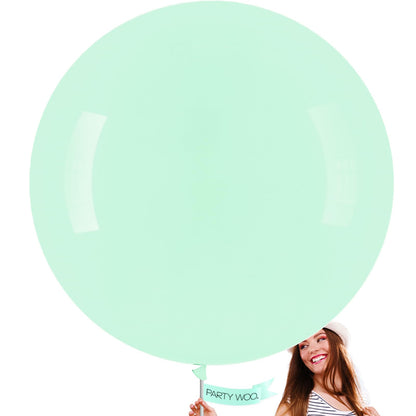 PartyWoo White Balloons 155pcs Different Sizes Pack of 18 12 10 5 Inch Matte White Latex Balloon Arch Kit Garland for Wedding Bridal Graduation Baby Shower Birthday Party Decorations White-Y13
