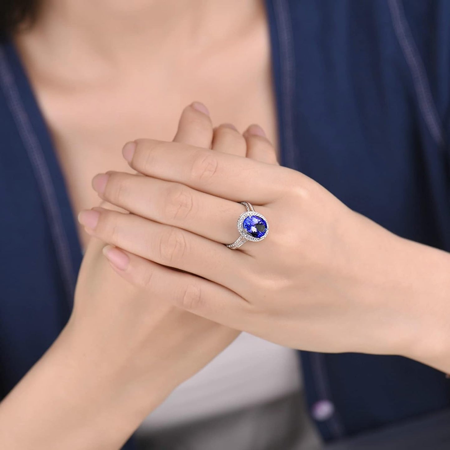 18K White Gold Ring 3.2ct Oval Shape Tanzanite with 0.73ct Diamond Wedding Band for Girls