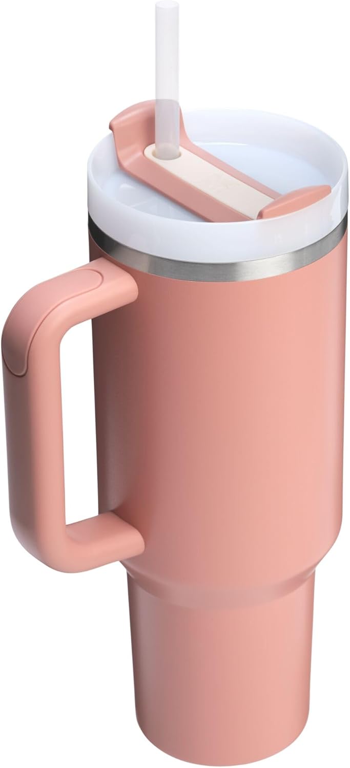Vaso Stanley Quencher H2.0 con asa y pajita de 40 oz | Tapa Flowstate de 3 posiciones | Compatible con portavasos para viajes | Vaso térmico de acero inoxidable | Sin BPA | Arándano