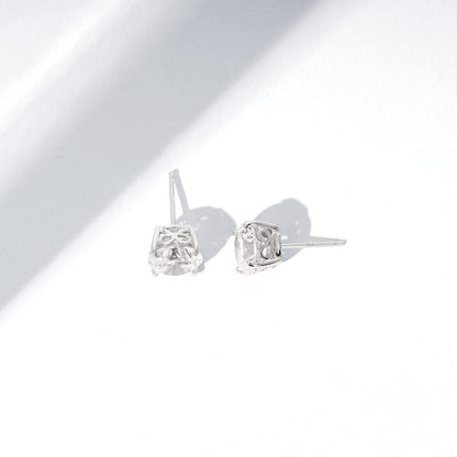Amazon Essentials Yellow Gold Plated, Platinum or Rose Gold Plated Sterling Silver Infinite Elements Cubic Zirconia Stud Earrings | White, Blue, Green, or Pink Cubic Zirconia