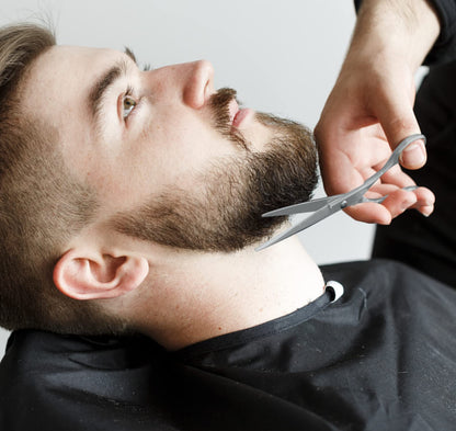 Utopia Care Haarschneide- und professionelle Friseurschere 6,5 Zoll, Premium Edelstahl Schere mit glattem Rasiermesser und scharfen Klingen für Salons, Männer, Frauen und Kinder, Silber