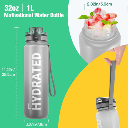 Sahara Sailor Trinkflasche, 950ml Motivations-Sportflasche mit Zeitmarkierung – Trinkzeiten – Tritan, BPA-frei, weite Öffnung auslaufsicher, Fast-Flow-Technologie mit Reinigungsbürste (1 Flasche)