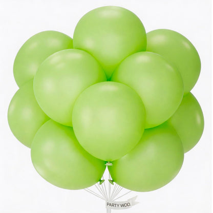 PartyWoo White Balloons 155pcs Different Sizes Pack of 18 12 10 5 Inch Matte White Latex Balloon Arch Kit Garland for Wedding Bridal Graduation Baby Shower Birthday Party Decorations White-Y13