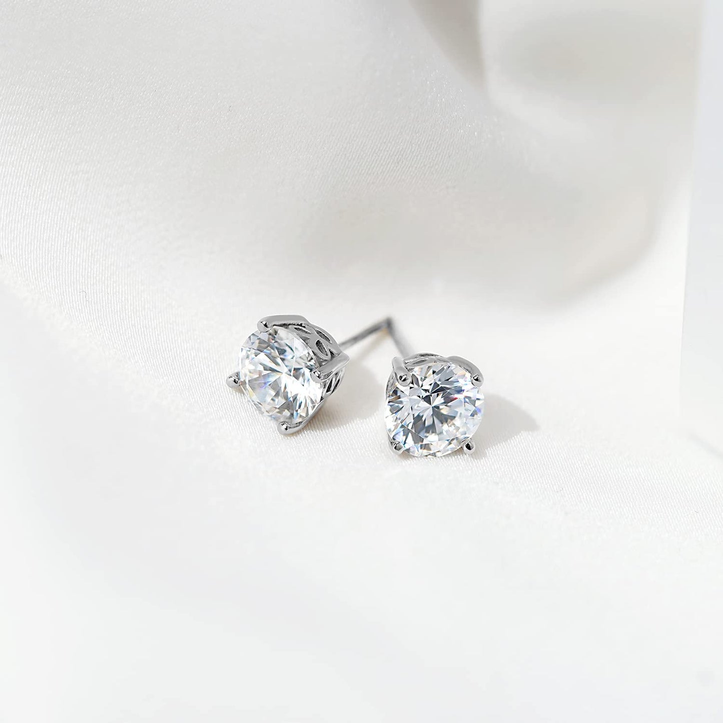 Amazon Essentials Yellow Gold Plated, Platinum or Rose Gold Plated Sterling Silver Infinite Elements Cubic Zirconia Stud Earrings | White, Blue, Green, or Pink Cubic Zirconia