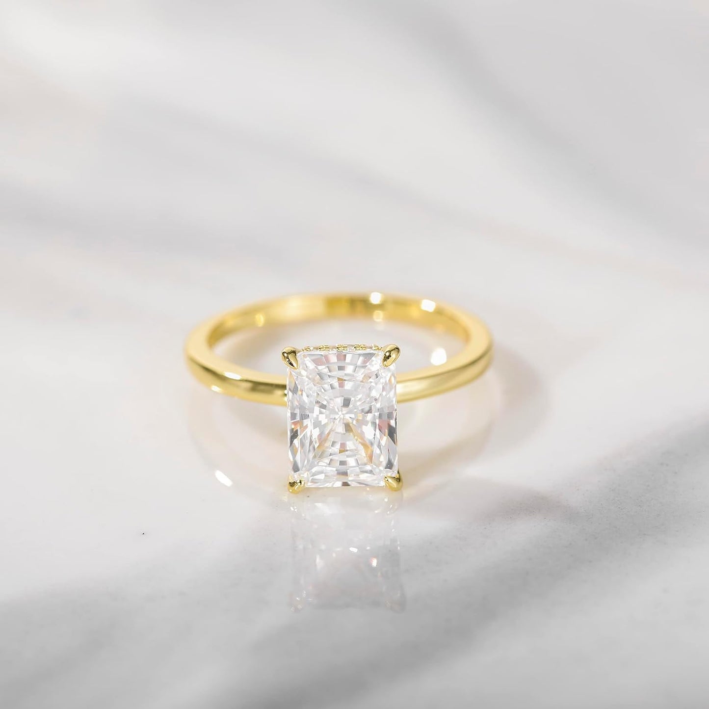 Elegant Solitaire Engagement Rings for Her