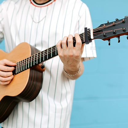 WINGO Kapodaster aus Holz für 6-saitige Akustik-E-Gitarren, Bässe, Ukulelen – Palisander, inkl. 5 Plektren