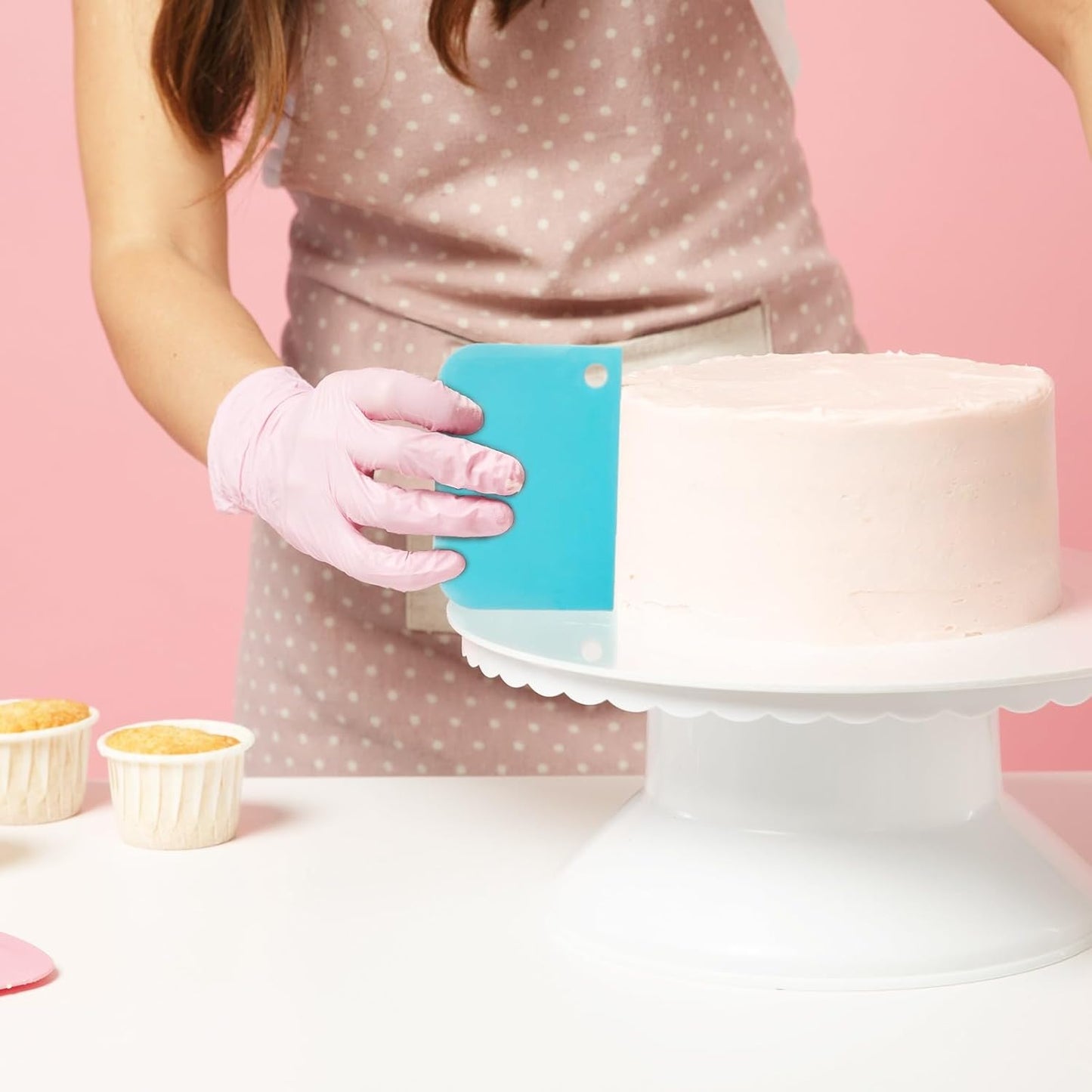 Riccle Piping Bags and Tips Set: A Game-Changer for Cake Decorating