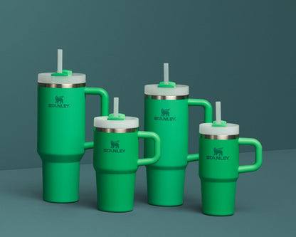 Vaso Stanley Quencher H2.0 con asa y pajita de 40 oz | Tapa Flowstate de 3 posiciones | Compatible con portavasos para viajes | Vaso térmico de acero inoxidable | Sin BPA | Arándano