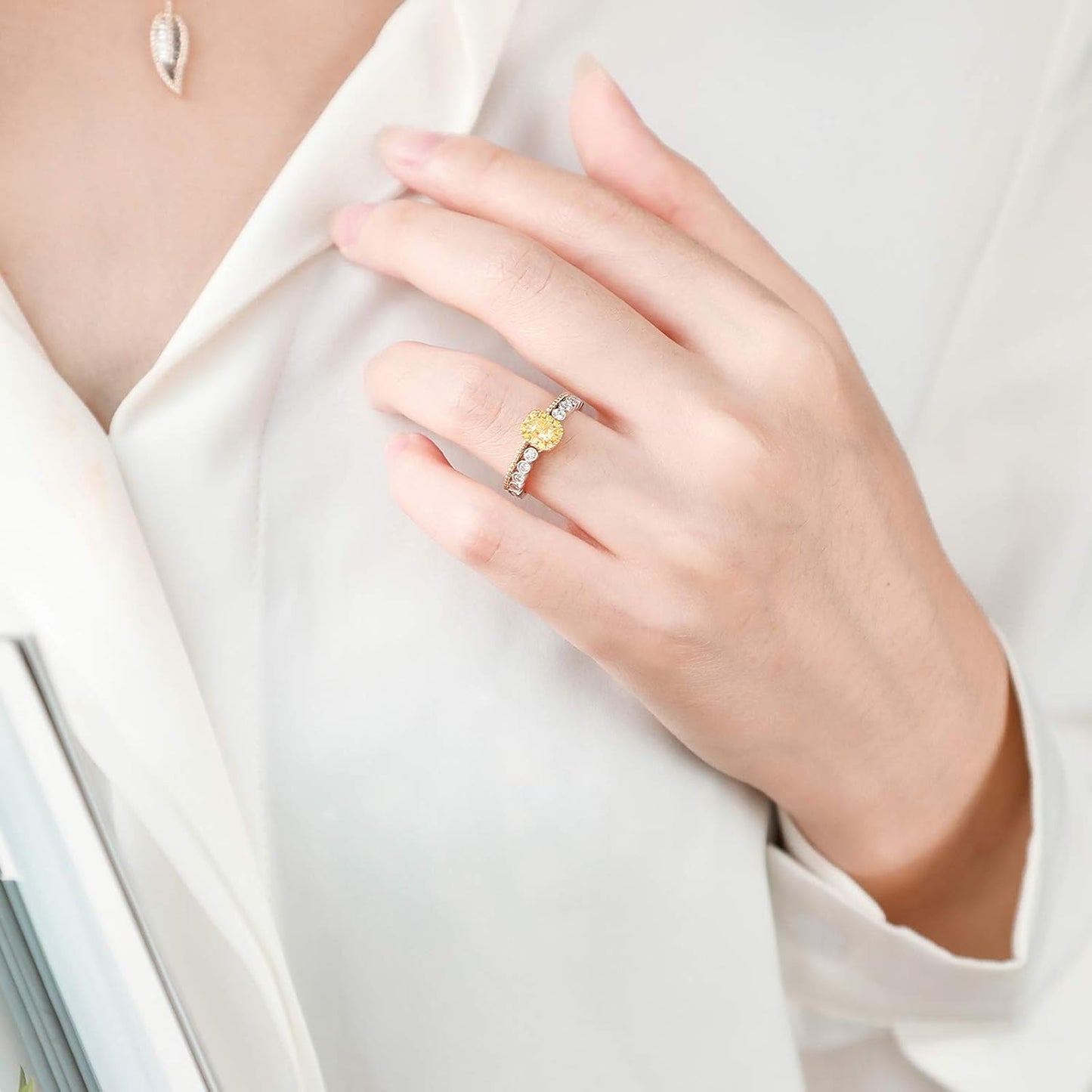 Aienid 18Ct Gold Engagement Rings for Women 0.29Ct Yellow Diamond Double Layer Wedding Rings for Women