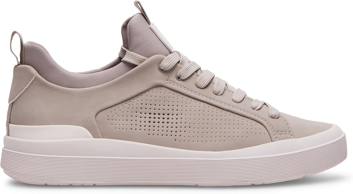 Steve Madden Oasys Sneaker: Where Style Meets Comfort