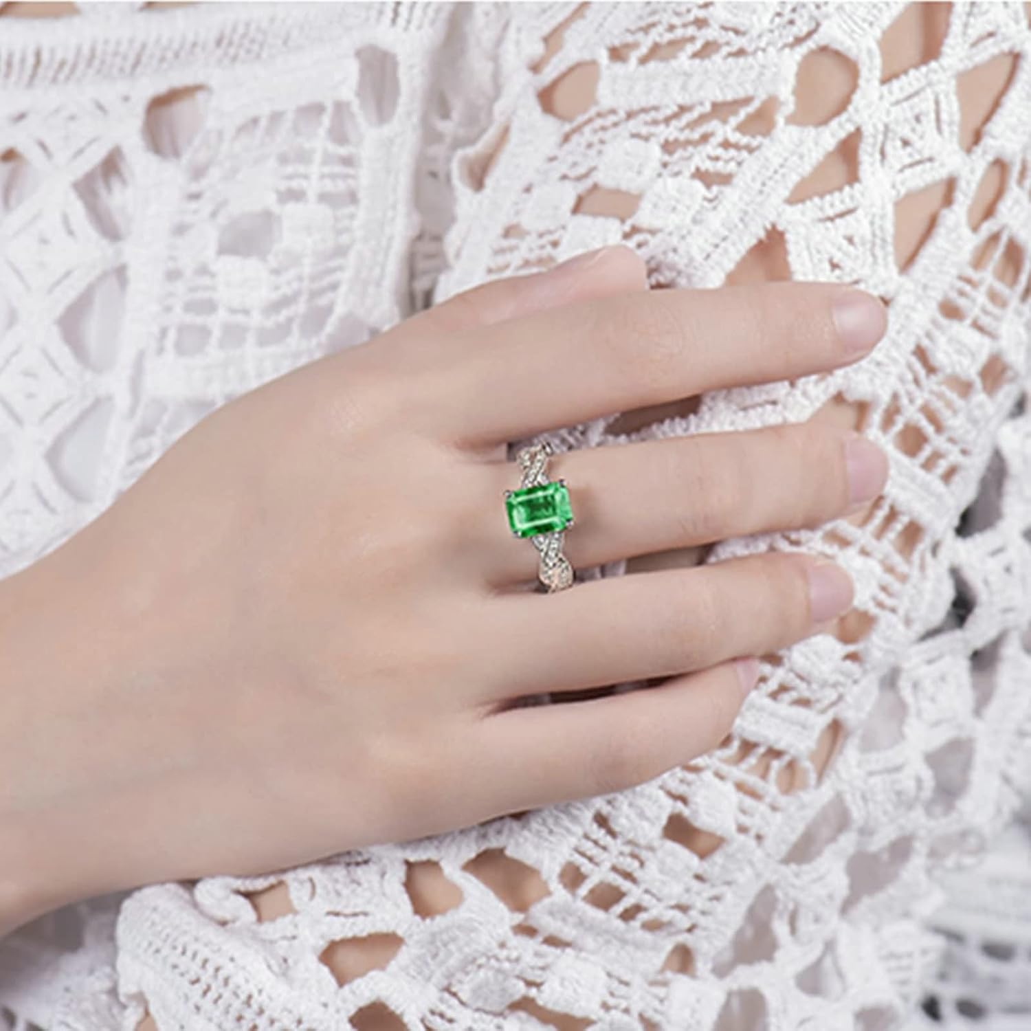 18K White Gold Ring 1.38ct Rectangular Shape Emerald with 0.29ct Diamond Promise Ring for Girls