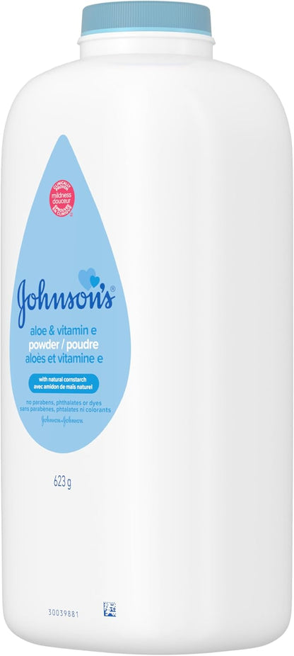 Johnson's Baby Powder, Naturally Derived Cornstarch with Aloe & Vitamin E for Delicate Skin, Hypoallergenic and Free of Parabens, Phthalates, and Dyes for Gentle Baby Skin Care 623g