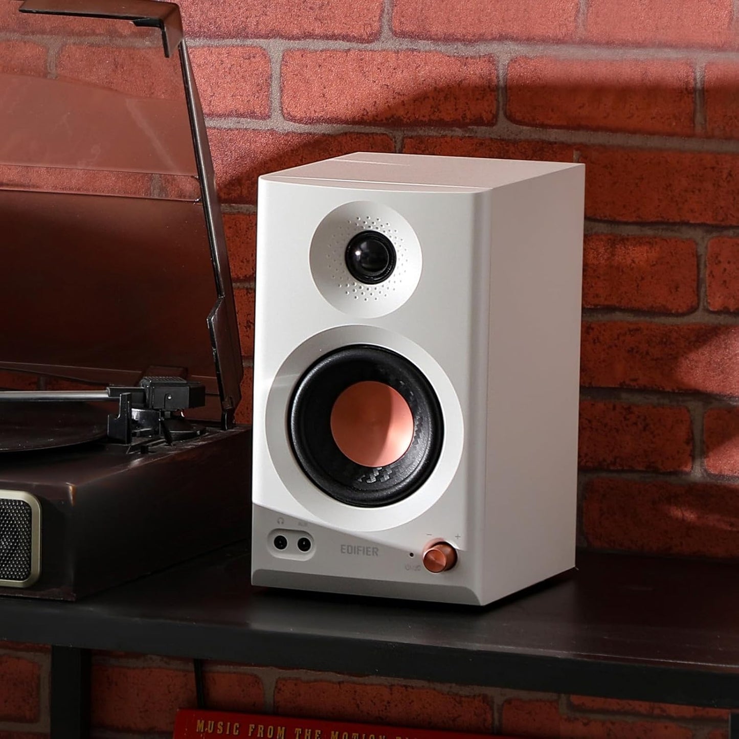 Edifier MR3 Powered Studio Monitor Lautsprecher, Hi-Res Audio Zertifiziert Bluetooth V5.4 Aktiver Regallautsprecher, 2.0 Computer mit Kopfhörerausgang Cinch AUX Symmetrischer TRS-Eingang (Schwarz)