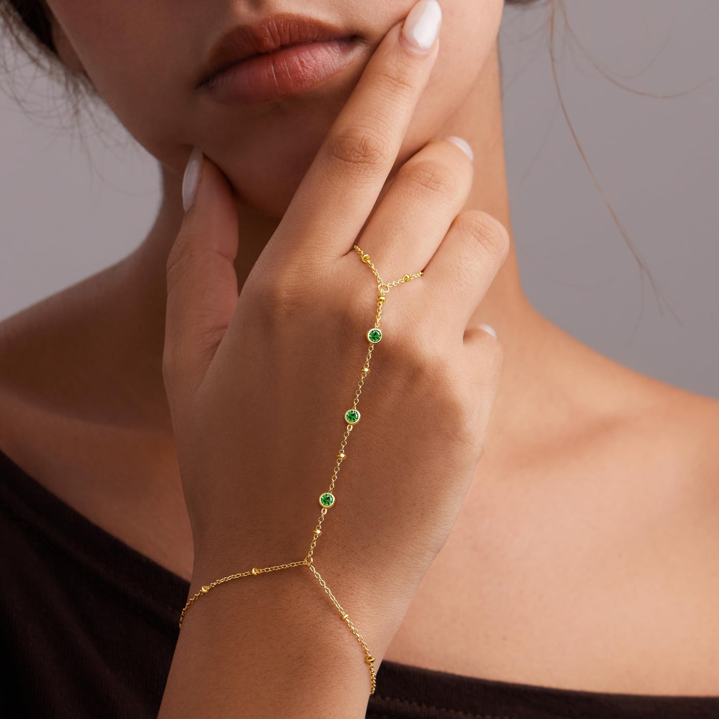 Goldarmbänder für Frauen Stapel Nicht Anlaufen, 14K Vergoldete Stapelbare Armbänder Set für Frauen Trendy, Wasserdicht Einfacher Schmuck Sets Geschenke Inklusive Perlen-/Kuban-/Büroklammer-/Fischgräten-/Seilglieder-Kette, Modeaccessoires