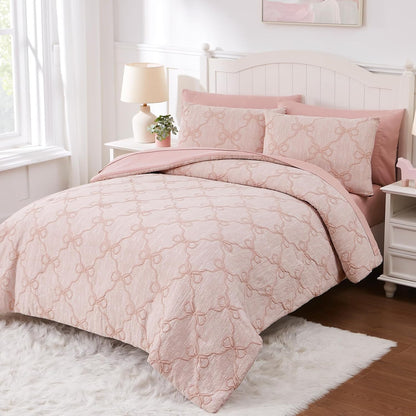 Wink Deer Twin Comforter Set: A Dreamy Bedroom Essential