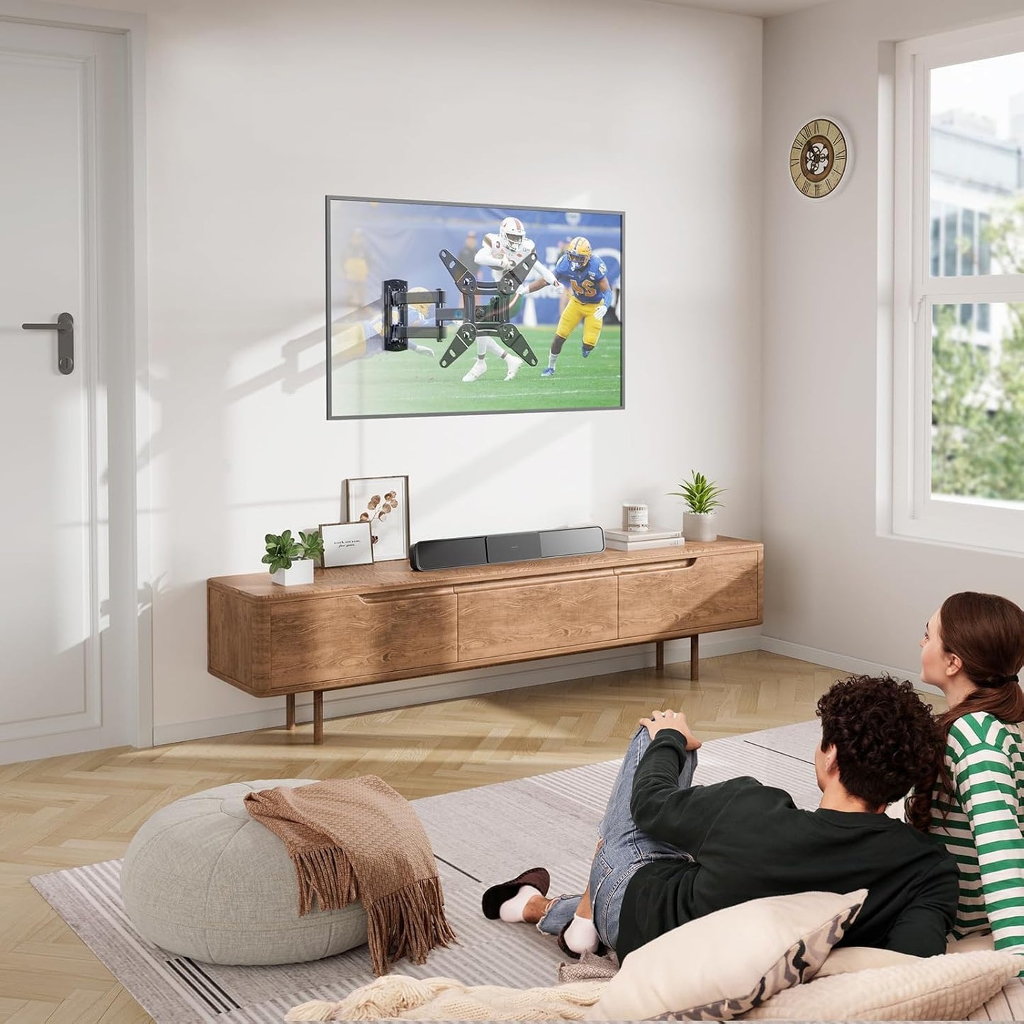 Pipishell Full Motion TV Wall Mount: A Game-Changer for Your Viewing Experience