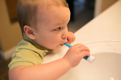 Dr.-Brown's-Trainingszahnbürste-für-Babys-und-Kleinkinder,-weich-für-die-ersten-Zähne,-Giraffe,-BPA-frei,-0-3-Jahre