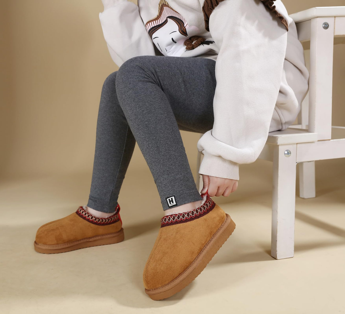 SMajong Kinder Hausschuhe Plüsch Warm Mädchen Flauschige Hausschuhe Jungen Plateau Pantoffeln Slip-on Schuhe Winter Innen Außen