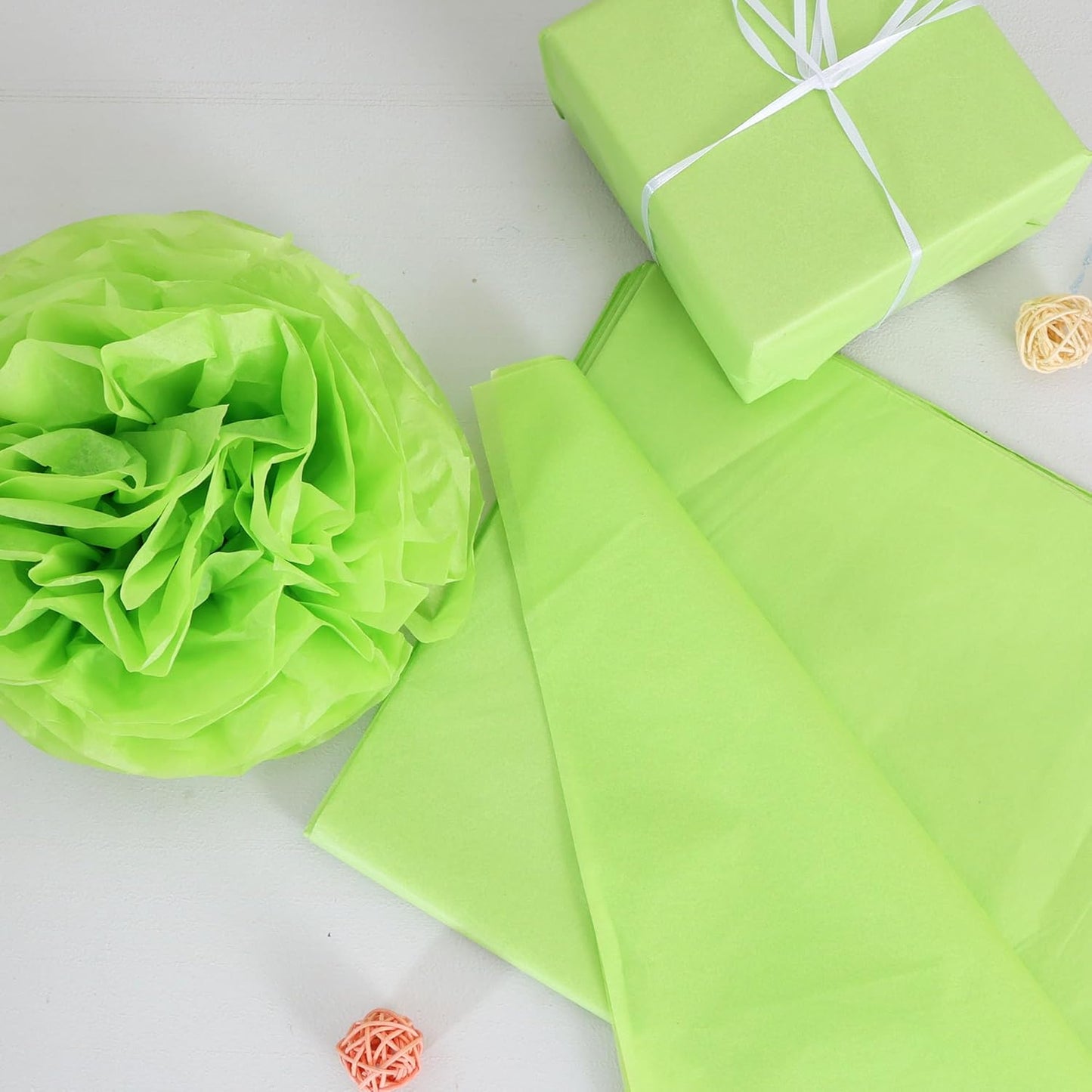 100 Blatt Seidenpapier Salbeigrün 35x50cm Geschenkpapier Seidenpapier Großpackung für DIY-Projekte Geschenktüten Geschenkverpackungen Hochzeiten Valentinstag Ostern Weihnachten und Geburtstagsfeiern Basteln