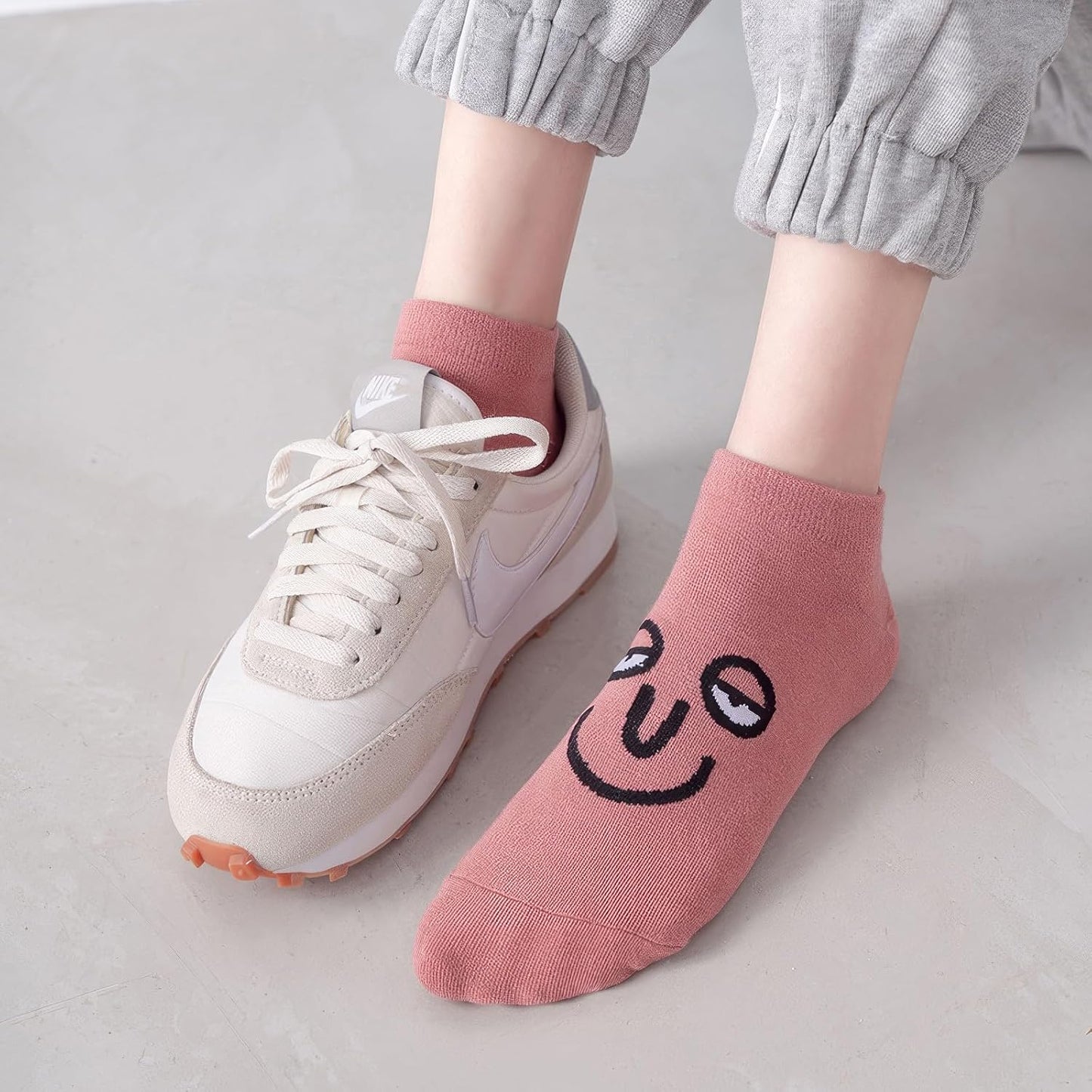Lustige Crew Socken Bunte Neuheit Niedliche Casual Crew Socken Geschenkpackungen für Damen Herren