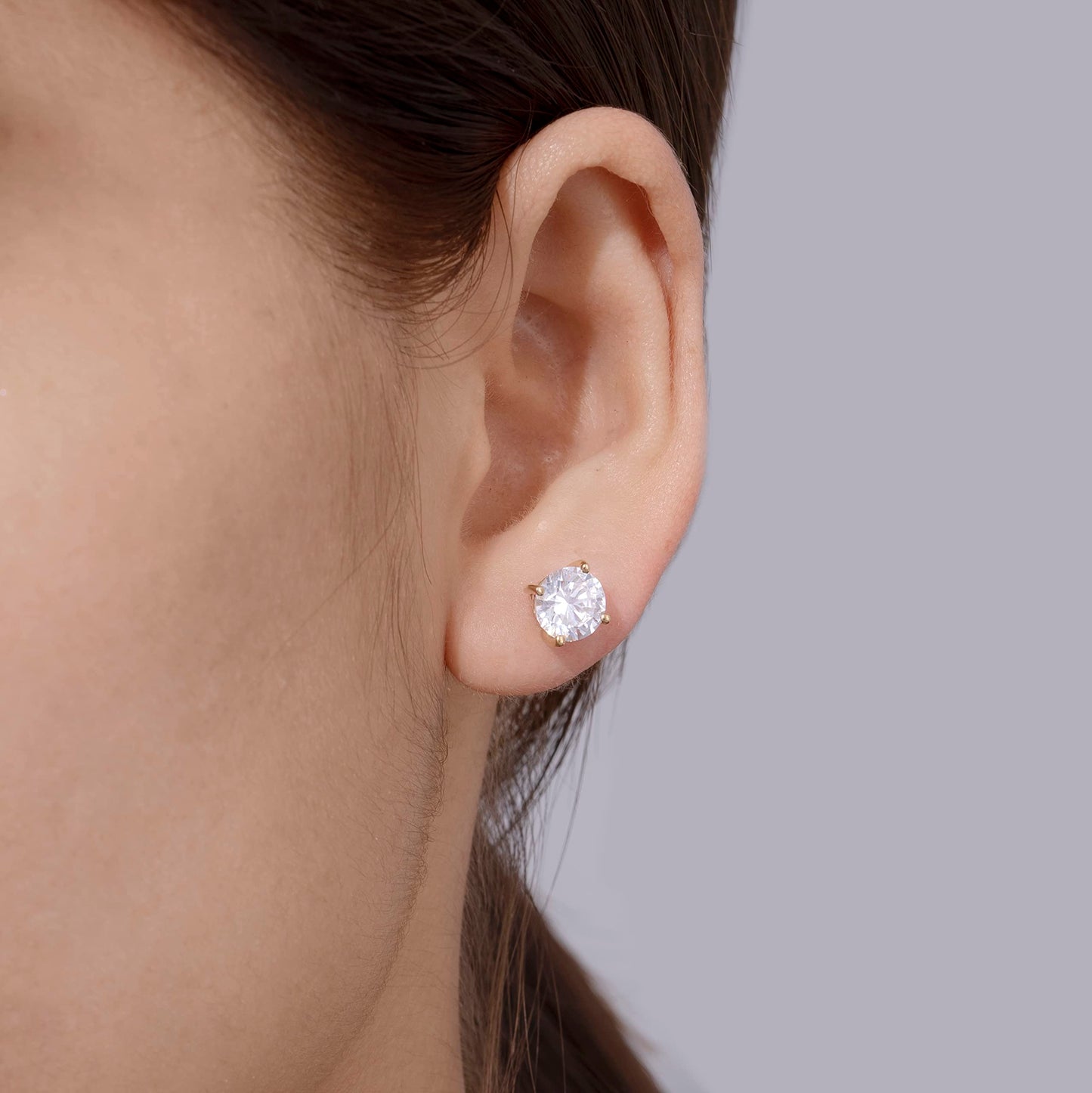 Amazon Essentials Yellow Gold Plated, Platinum or Rose Gold Plated Sterling Silver Infinite Elements Cubic Zirconia Stud Earrings | White, Blue, Green, or Pink Cubic Zirconia