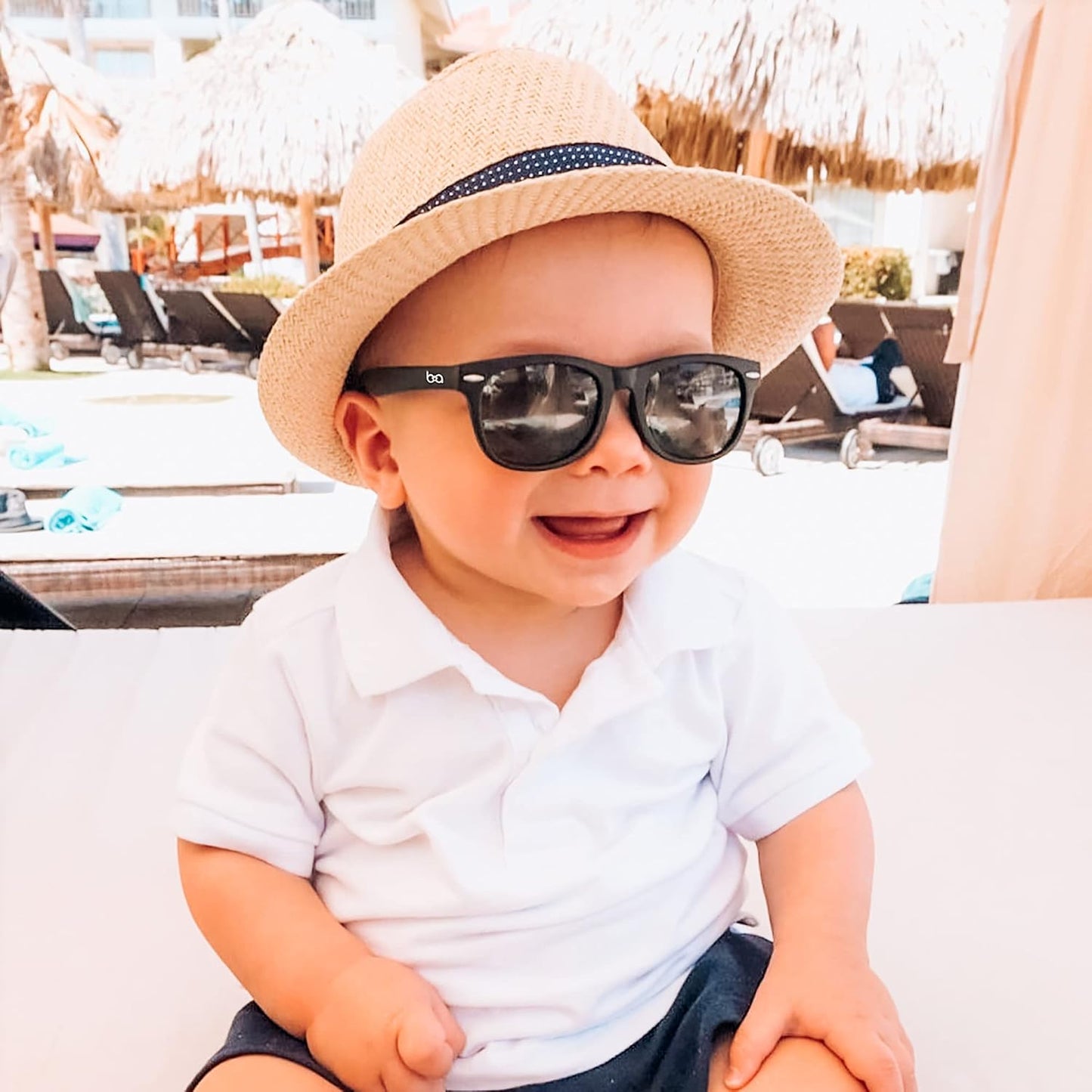 Gafas de sol para bebé con montura flexible y correa ajustable, polarizadas - Recién nacido/Bebé/Niño pequeño - 0-2 años (6-24 meses) - Babyfied Apparel Classics - Negro mate