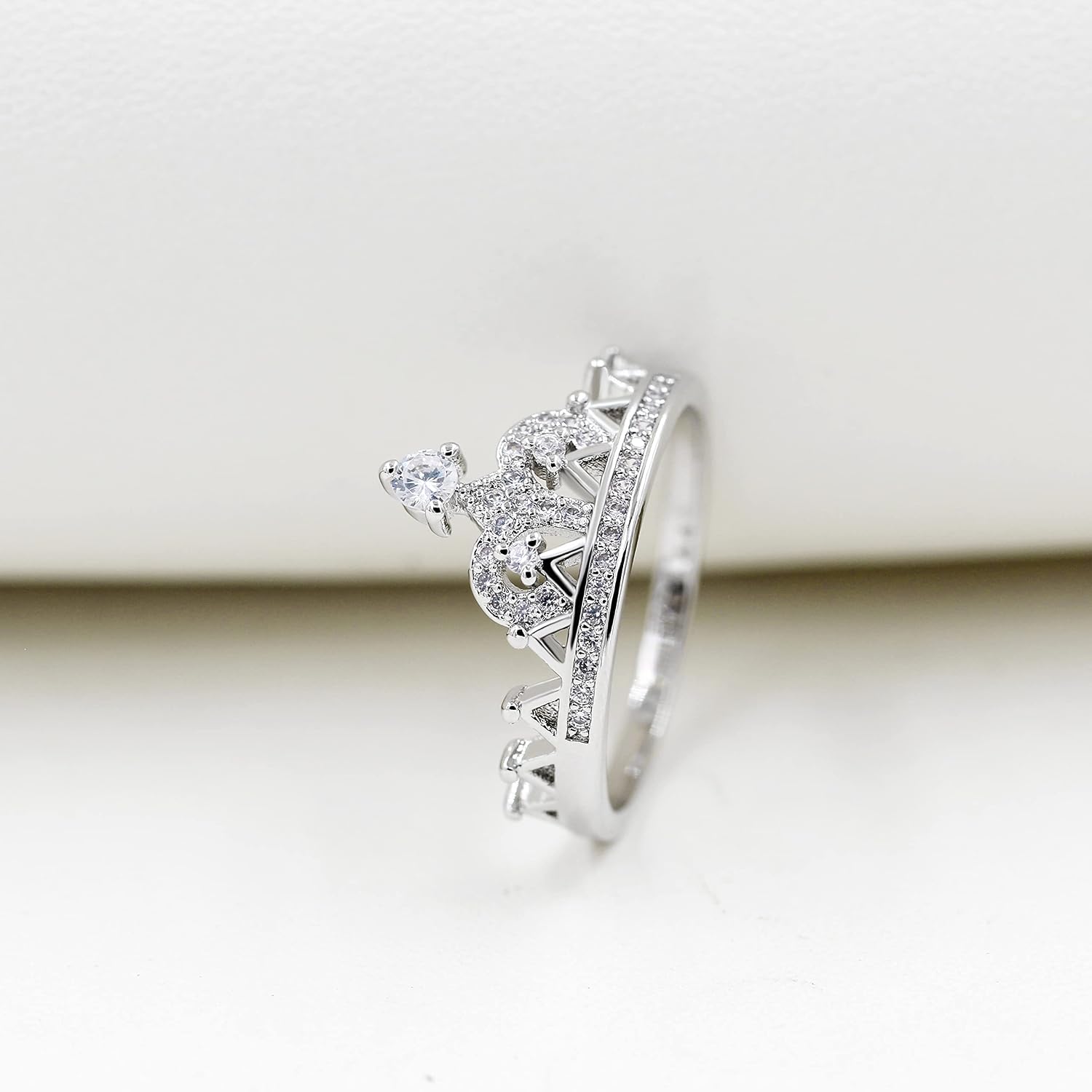 Uloveido Platinum Plated Crown Royal Ring, Women's Cubic Zirconia Wedding Rings Y1227