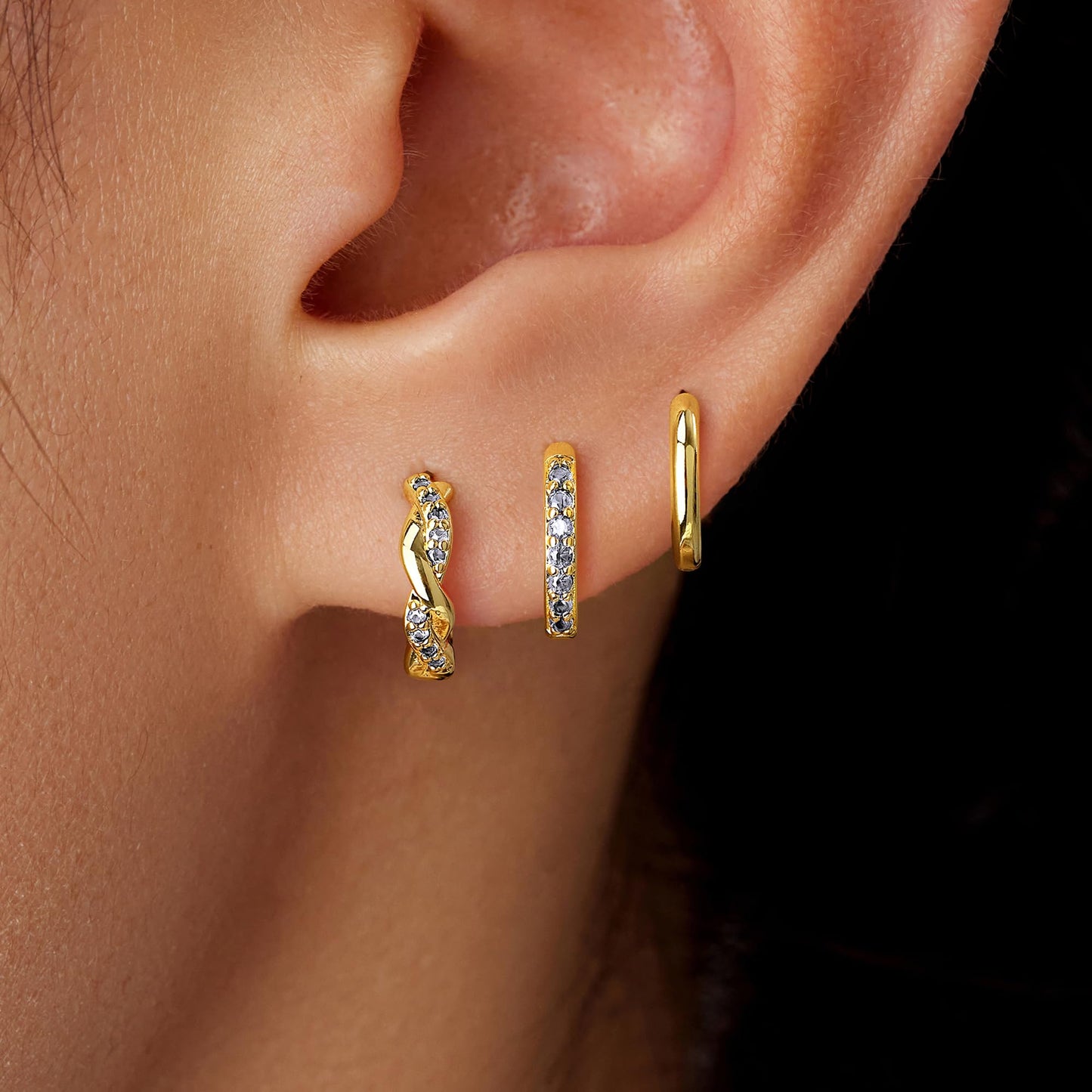 Inerney 14K Gold Plated Huggie Hoop Earrings for Women, Small Sterling Silver Earring Set Hypoallergenic Cartilage Helix Stacks, Mini Dainty Cute Trendy Birthstone Jewelry Gift for Multiple Piercings