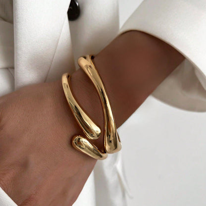 PEALICIOUS 2 STÜCK Gold Armmanschette für Damen, Arm Cuff Gold Minimalistisches Oberarmarmband für Mädchen, Stapelbare Armbandmanschetten, Verstellbare Armreifen Offen als Boho Valentinstag Schmuck Strand Sommer Geschenke