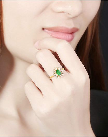Aienid 18Ct Yellow Gold Engagement Rings for Women Diamond Flower with Oval Cut Emerald Engagement Ring for Her