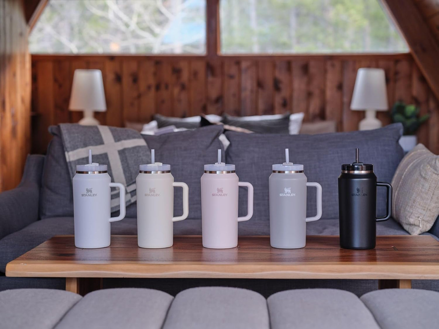Vaso Stanley Quencher H2.0 con asa y pajita de 40 oz | Tapa Flowstate de 3 posiciones | Compatible con portavasos para viajes | Vaso térmico de acero inoxidable | Sin BPA | Arándano