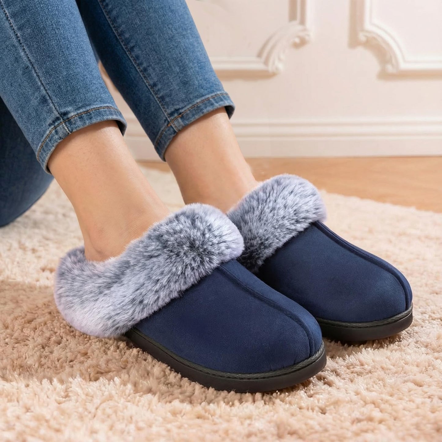 HomeTop Damen Classic Microsuede Memory Foam Hausschuhe Strapazierfähige Gummisohle mit Warmem Kunstfellkragen (9-10 M, Schwarz)