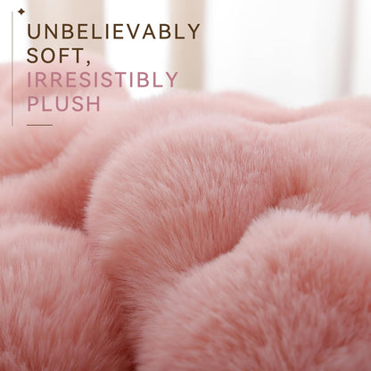 Smoofy Faux Fur Throw Blanket Review: A Luxurious Touch for Your Home