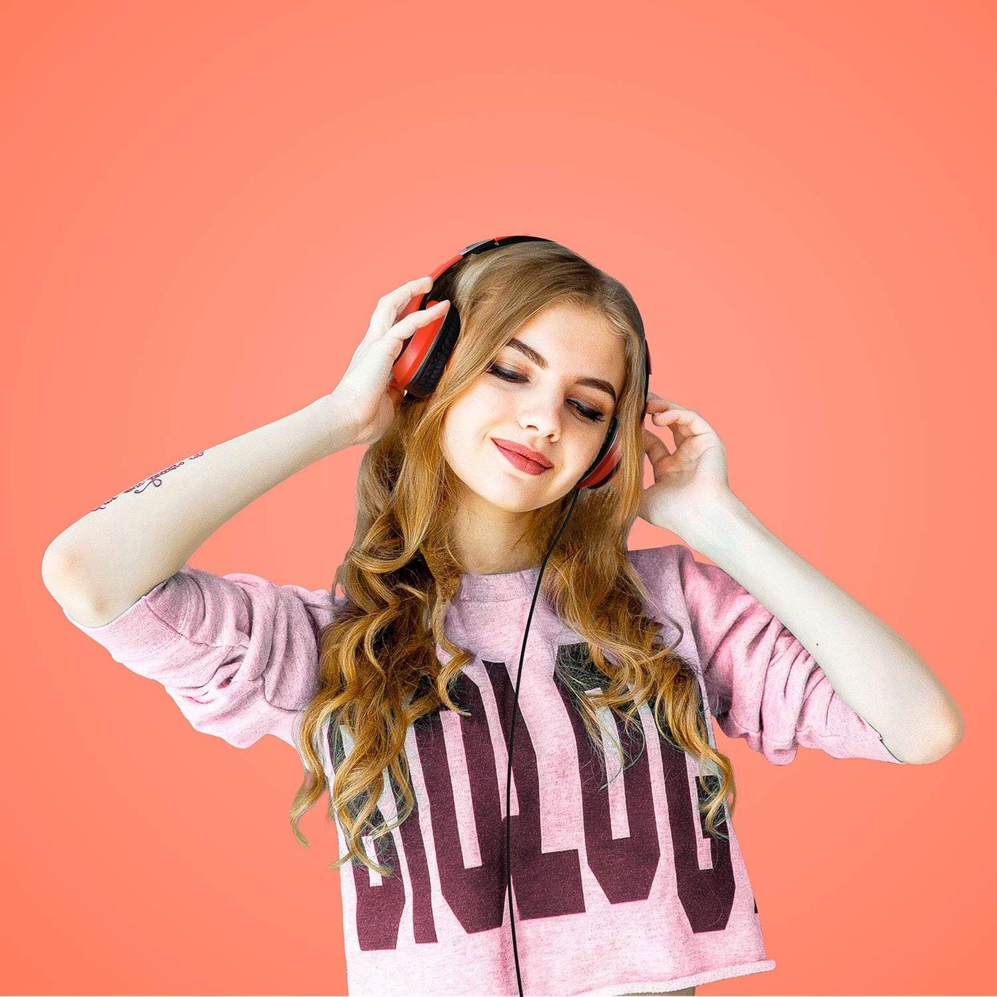 LORELEI X6 Over-Ear Kabelgebundene Stereo-Bass-Kopfhörer mit Mikrofon, Leicht, Faltbar & Portabel mit 1,45M Kabel ohne Verheddern für Smartphone, Tablet, MP3/4, Space Black
