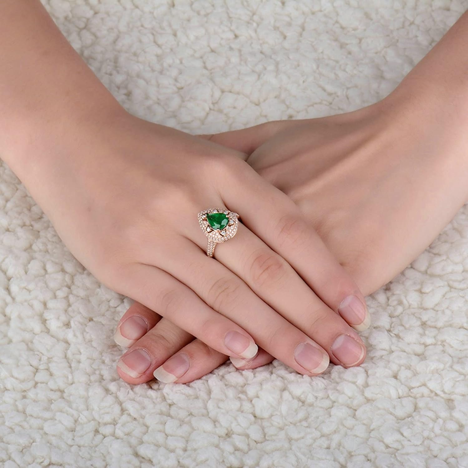 Aienid 18K Women 'S Wedding Band Rose Gold 1.67ct Pear Cut Emerald with 0.77ct Diamond Anniversary Ring for Womens