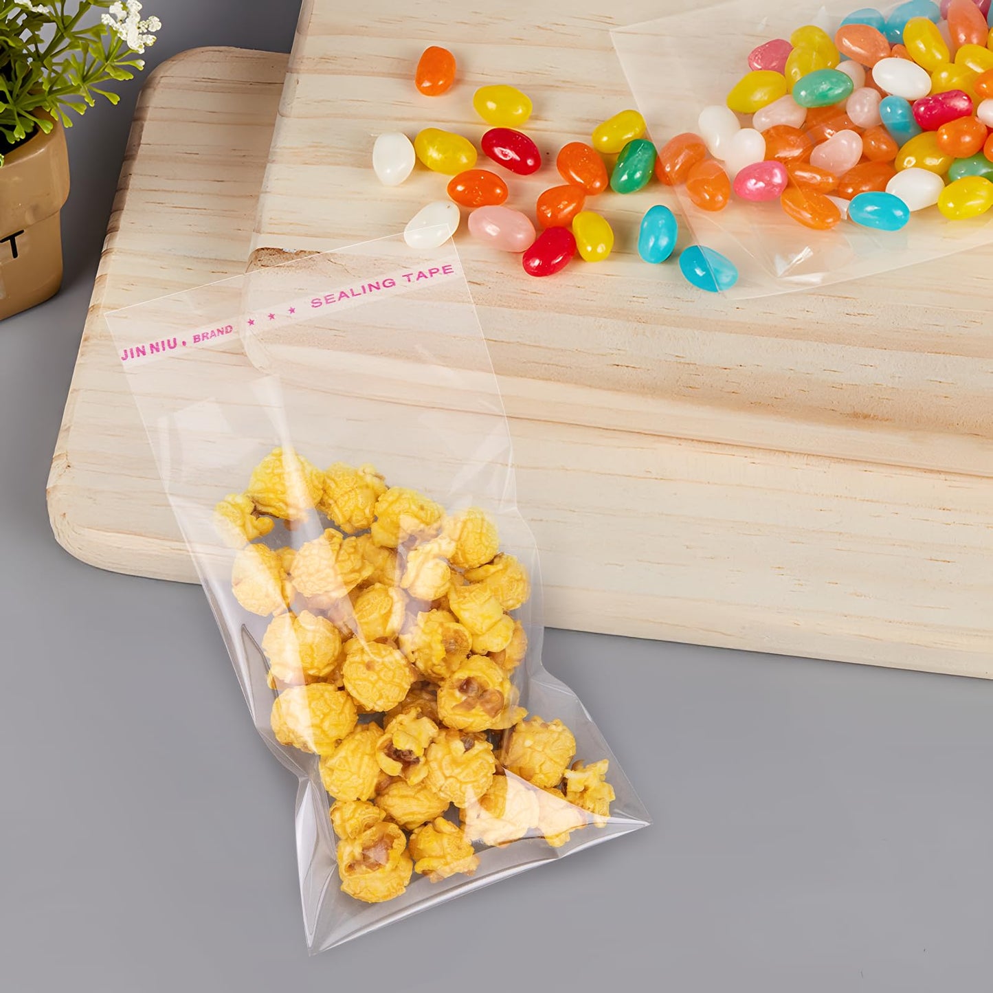 Aubeco 5x7 Zoll 240 Stück selbstklebende, transparente Cellophanbeutel, Klebebeutel für Kekse und Leckereien zum Selbermachen, für kleine Produkte, Lebensmittel und Geschenkverpackungen