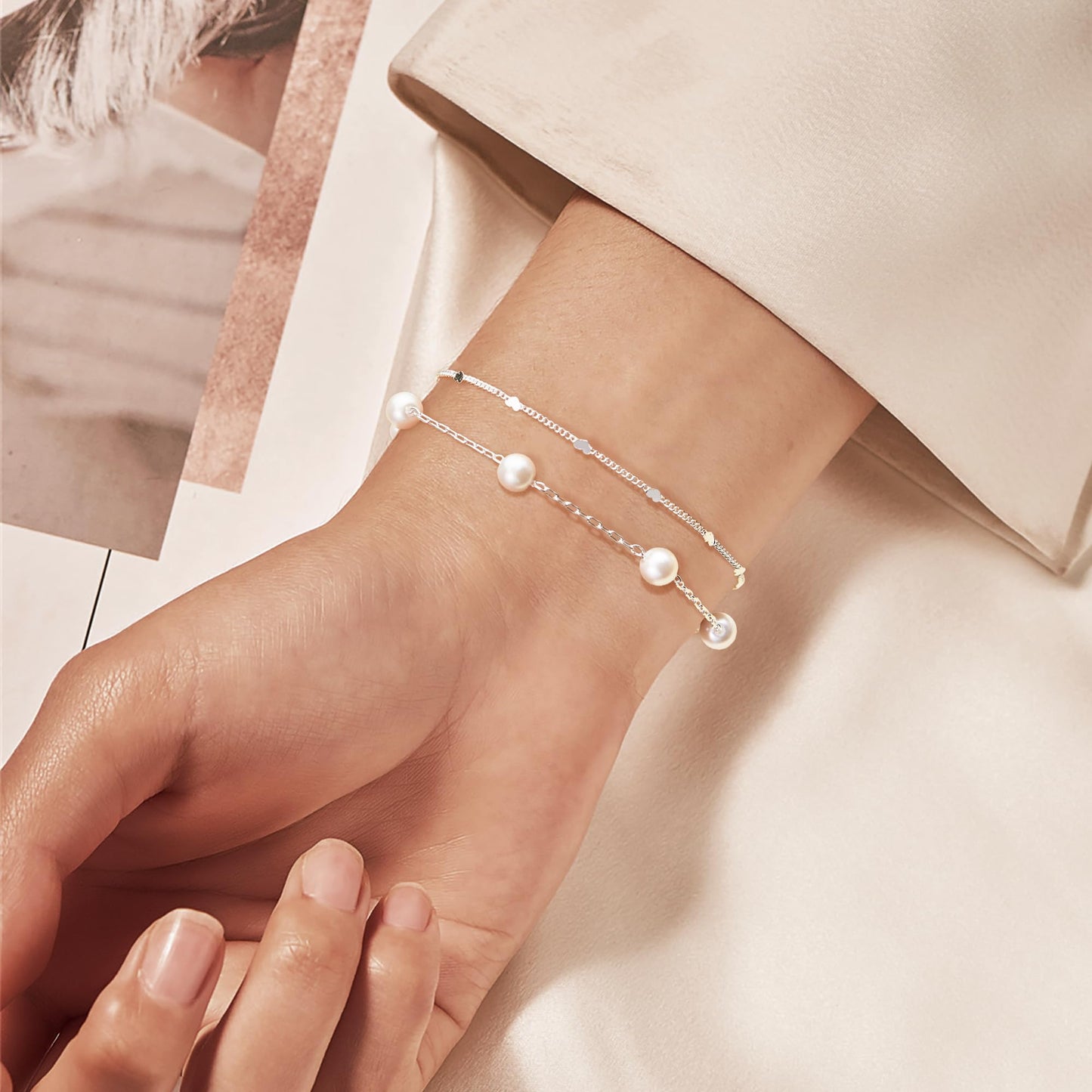 Goldarmbänder für Frauen Stapel Nicht Anlaufen, 14K Vergoldete Stapelbare Armbänder Set für Frauen Trendy, Wasserdicht Einfacher Schmuck Sets Geschenke Inklusive Perlen-/Kuban-/Büroklammer-/Fischgräten-/Seilglieder-Kette, Modeaccessoires