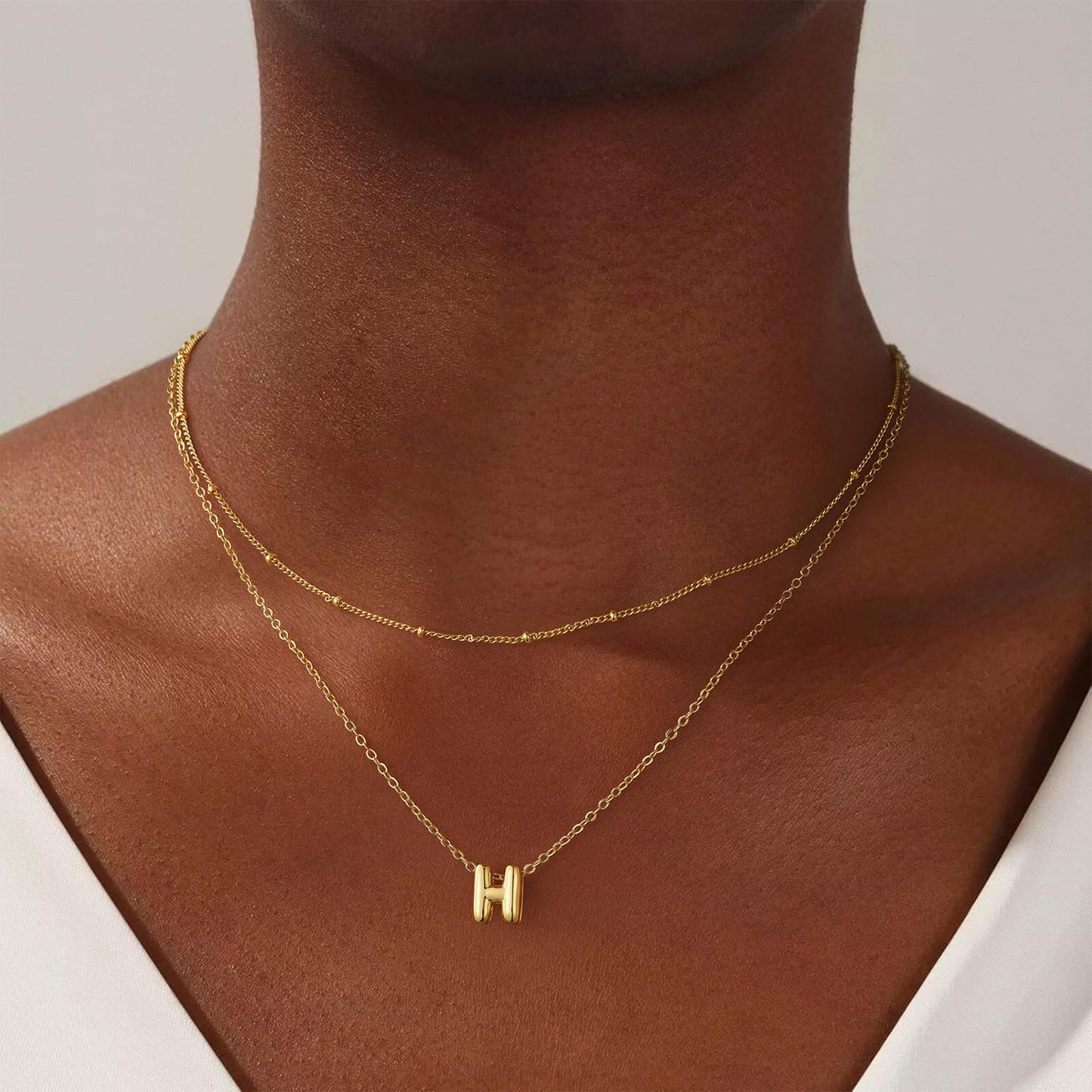 Thaivor Osterkorb-Füller – Initialen-Halsketten für Frauen, 14K vergoldete Bubble Letter Halskette, geschichtete zierliche süße Choker-Anhänger, Stapel-Schmuck, Mode-Accessoires, Teenager-Trendgeschenk