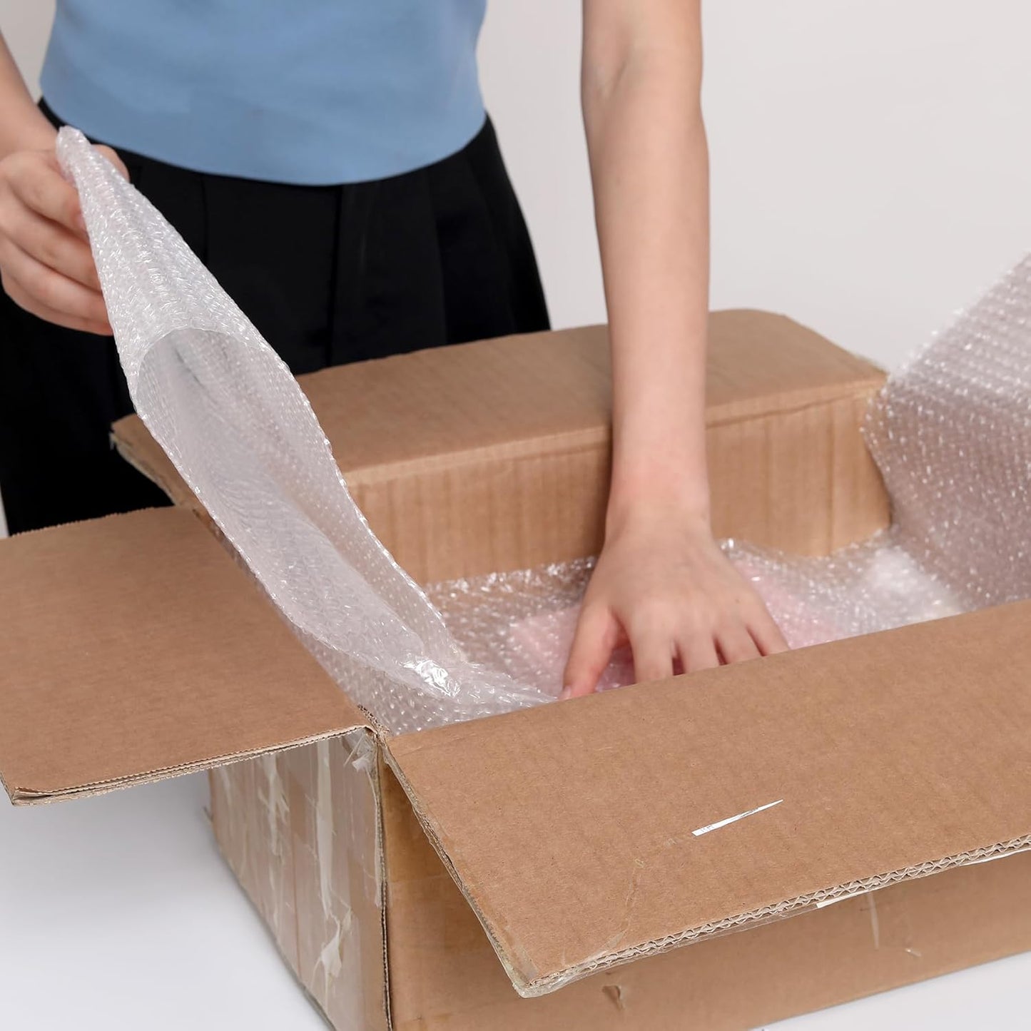 Packing Made Easy: Wanguagua's Bubble Wrap Solution