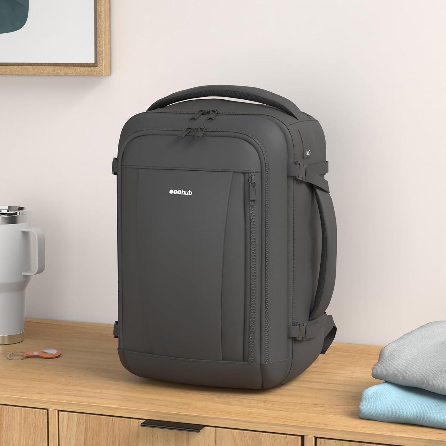 ECOHUB 16'' Reise-Rucksack Handgepäck Unterseat-Rucksack Persönlicher Gegenstand Flugzeug-Reisetasche mit 13 Taschen Handgepäck Flaschenhalter USB-Ladeanschluss Casual Daypack für Frauen Männer Schwarz